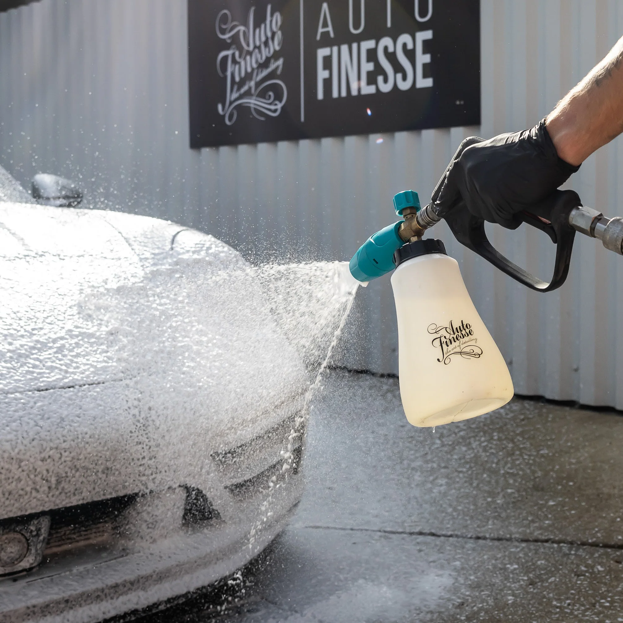 avalanche-snow-foam-clanek
